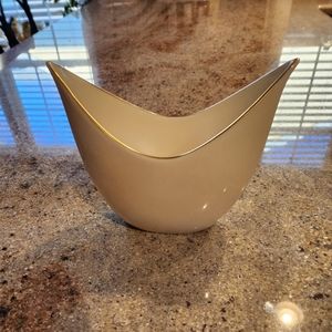 EXTREMELY UNIQUE PIECE🥐LENOX🥐Crescent Shaped Vase🥐